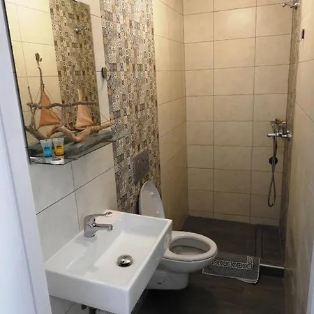 Kathopouli Apartman *